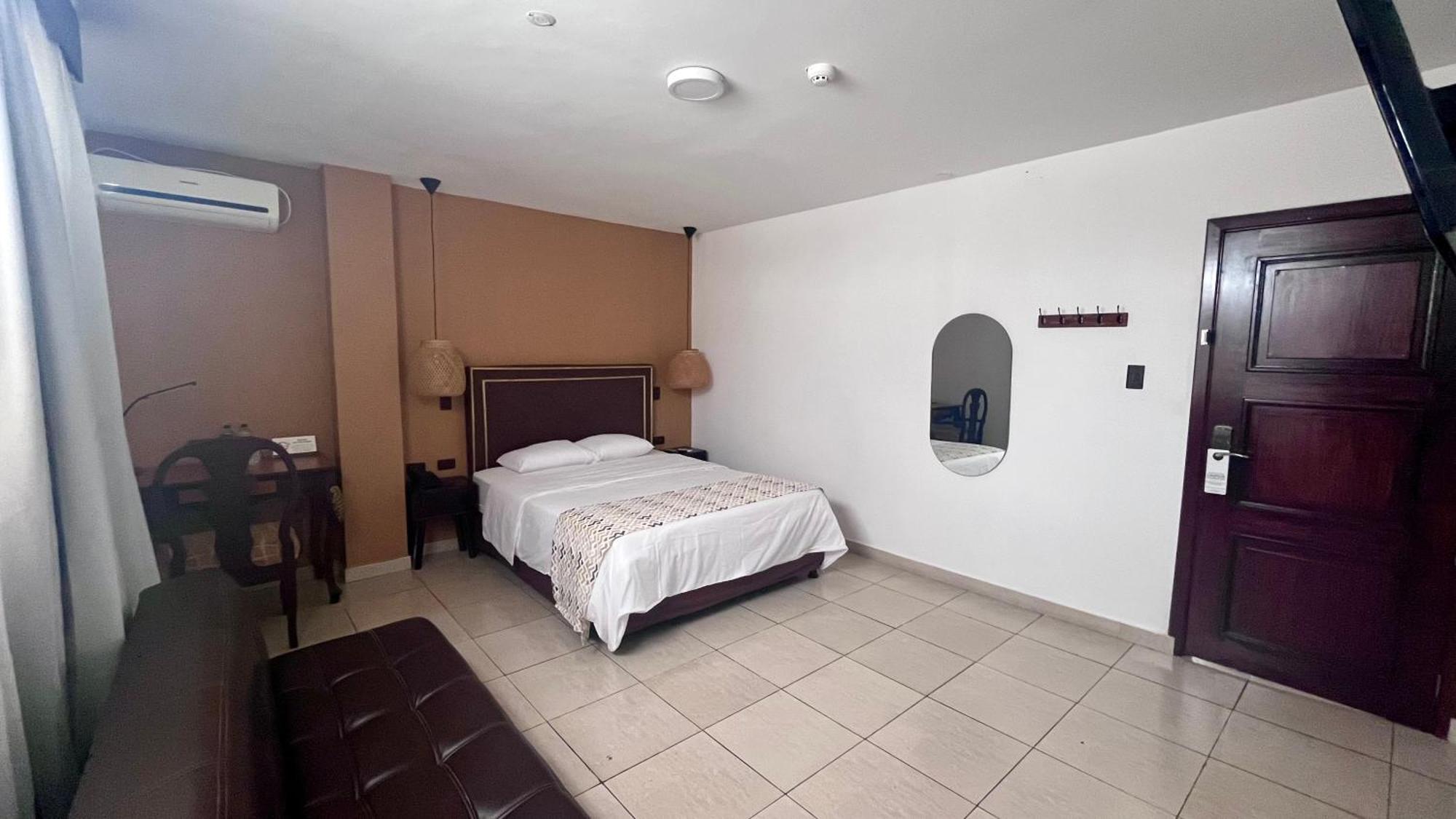 Hotel Patrimonial By Greenfield Γκουαγιακίλ Εξωτερικό φωτογραφία